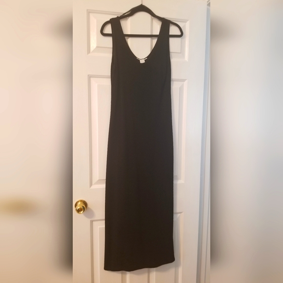 Dresses & Skirts - Black Maxi Dress